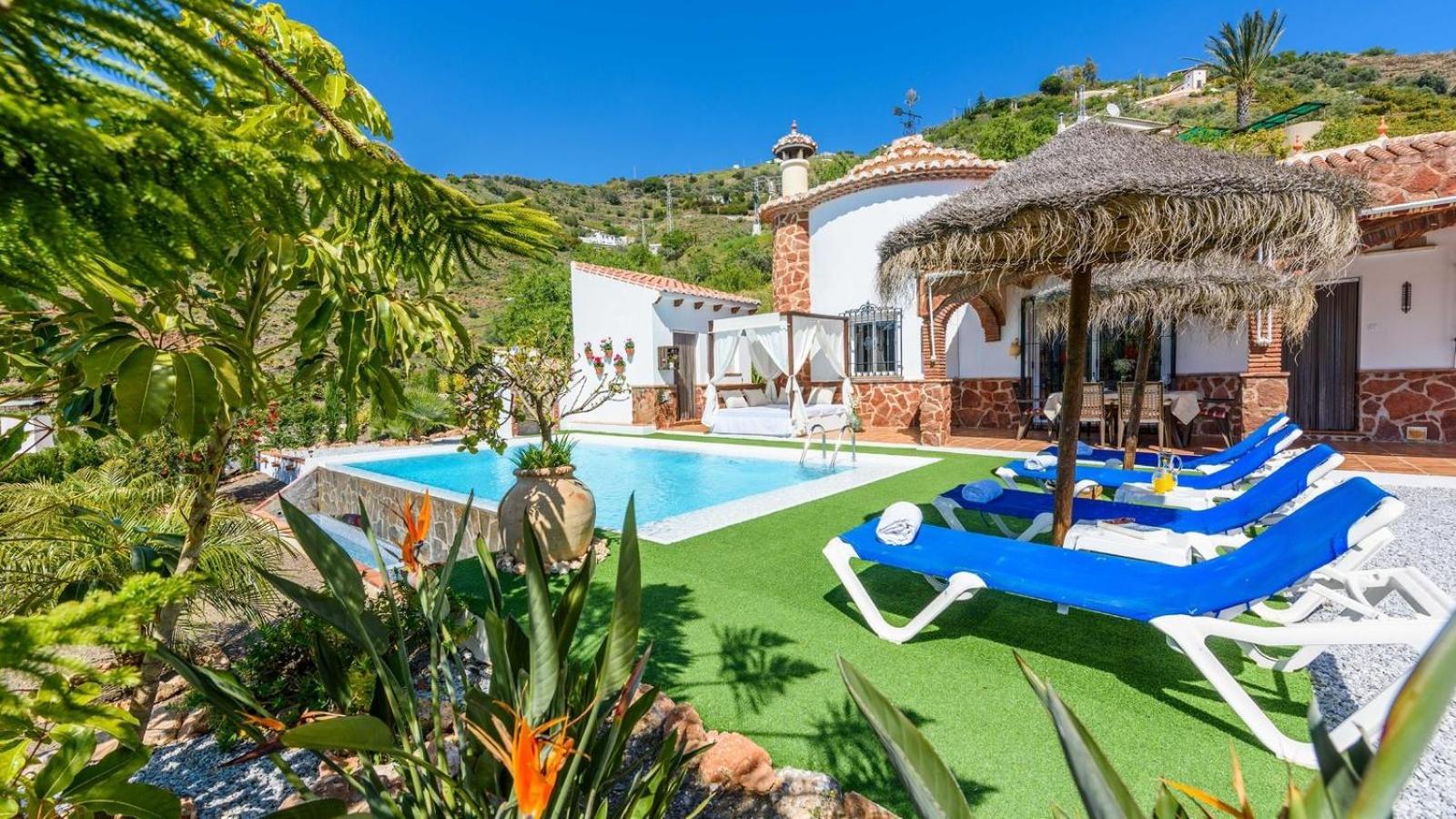 Villa Las Palmeras De Torrox By Ruralidays Экстерьер фото
